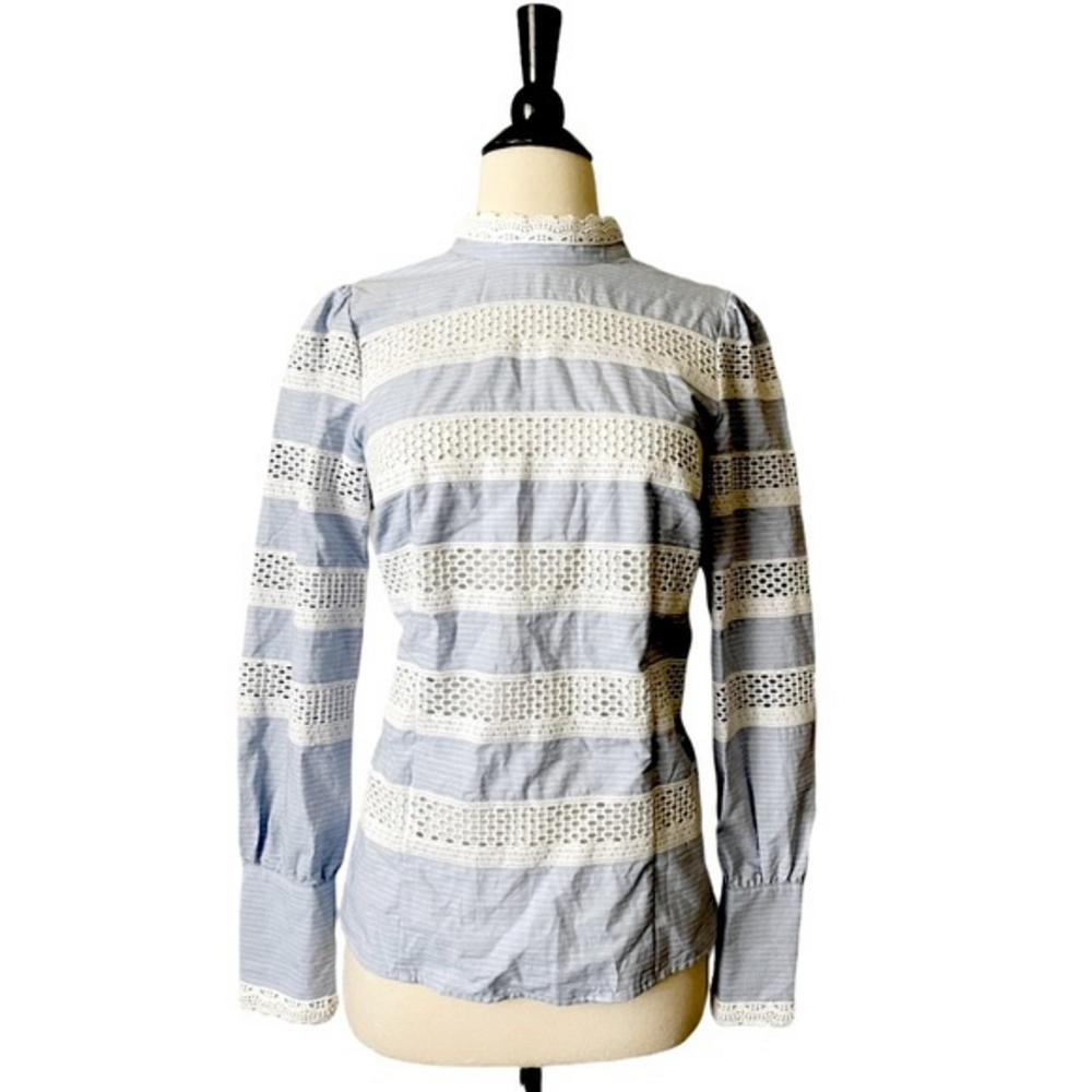 a loves a‎ Crochet Long Sleeve High Neck Blouse Medium